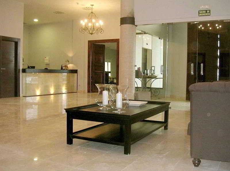 Hotel Maria Jimena โอคานญา ภายนอก รูปภาพ