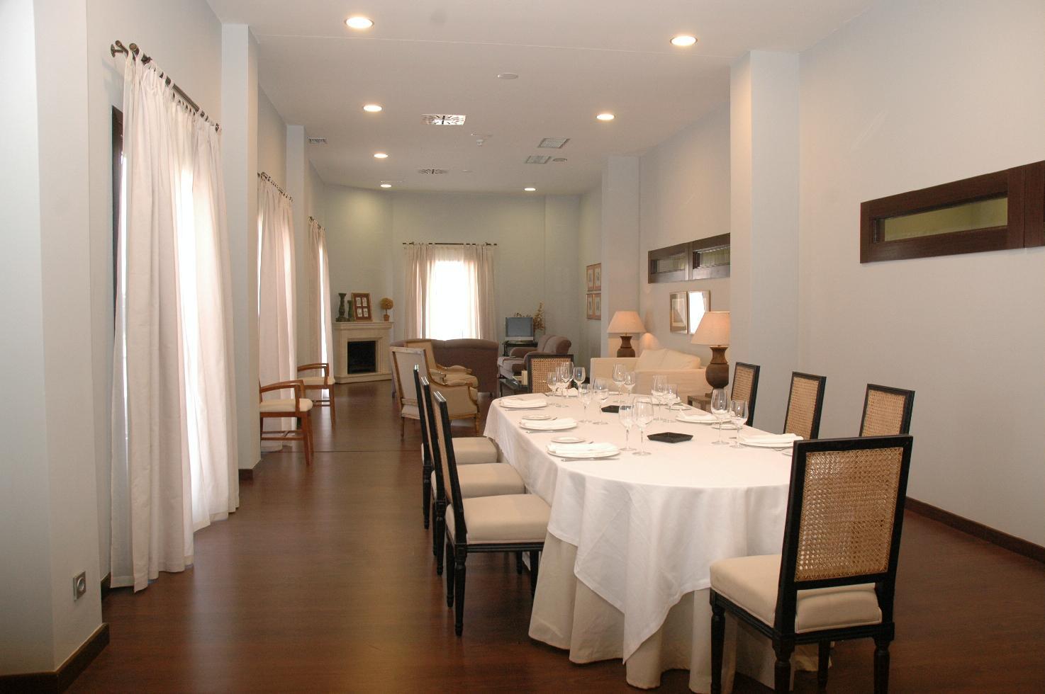 Hotel Maria Jimena โอคานญา ภายนอก รูปภาพ
